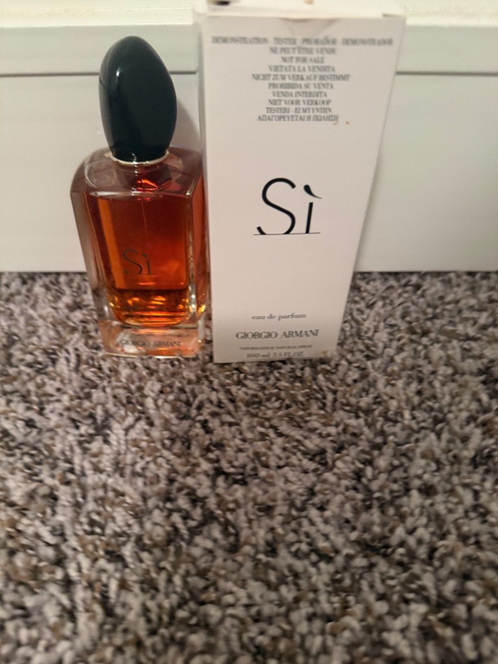 Giorgio Armani Si Eau de Parfum - Cream White Box - Picture 4 of 4
